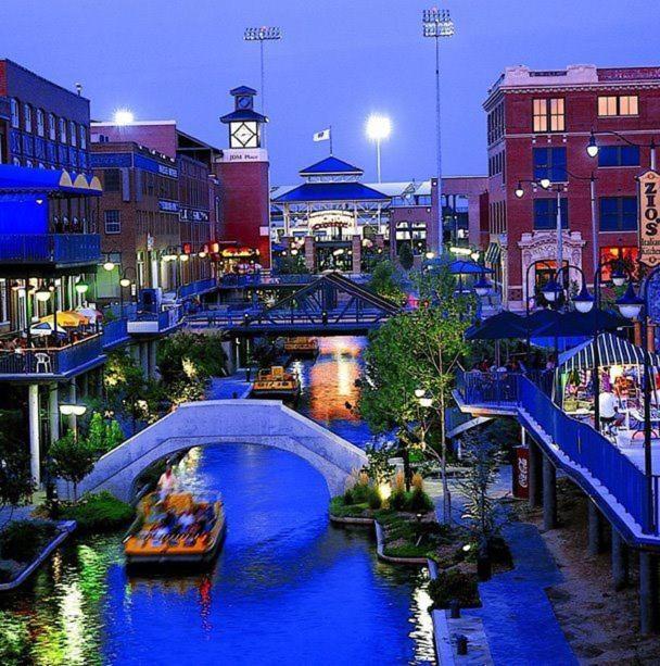 Grandison * Oklahoma City